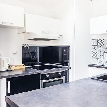 Maison Familiale En Pierre A 10 Min De BordeauxBassens  エクステリア 写真