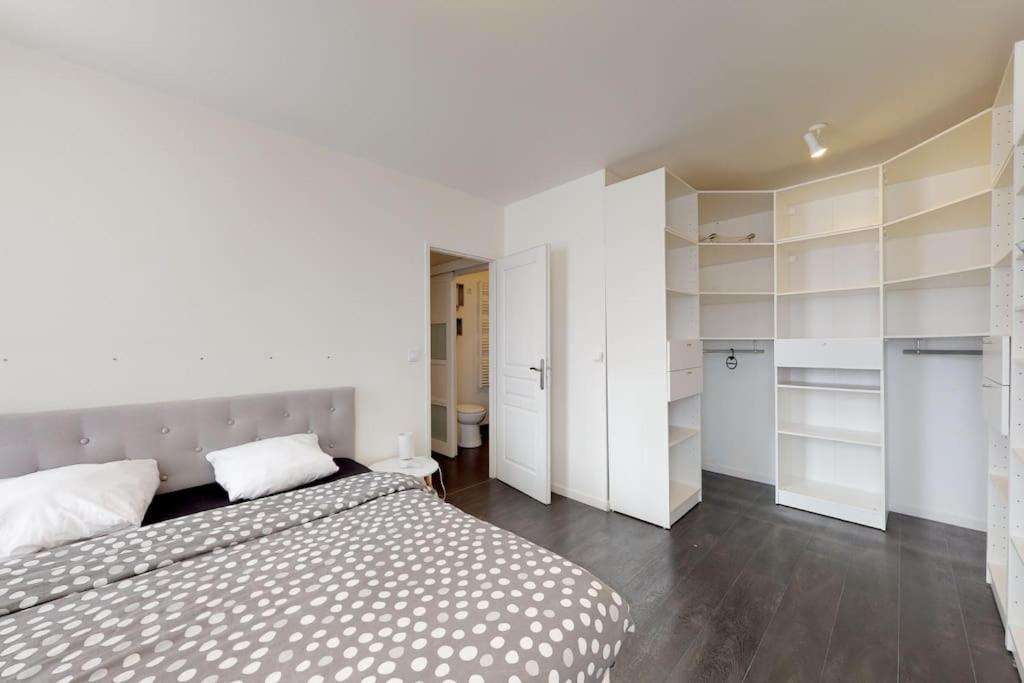 Maison Familiale En Pierre A 10 Min De BordeauxBassens  エクステリア 写真