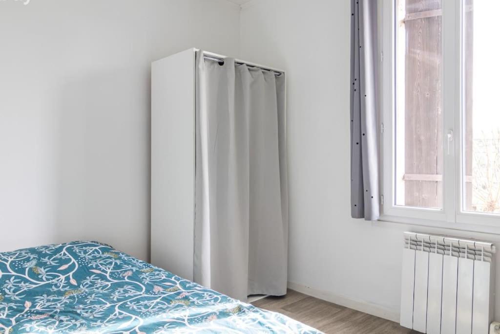Maison Familiale En Pierre A 10 Min De BordeauxBassens  エクステリア 写真